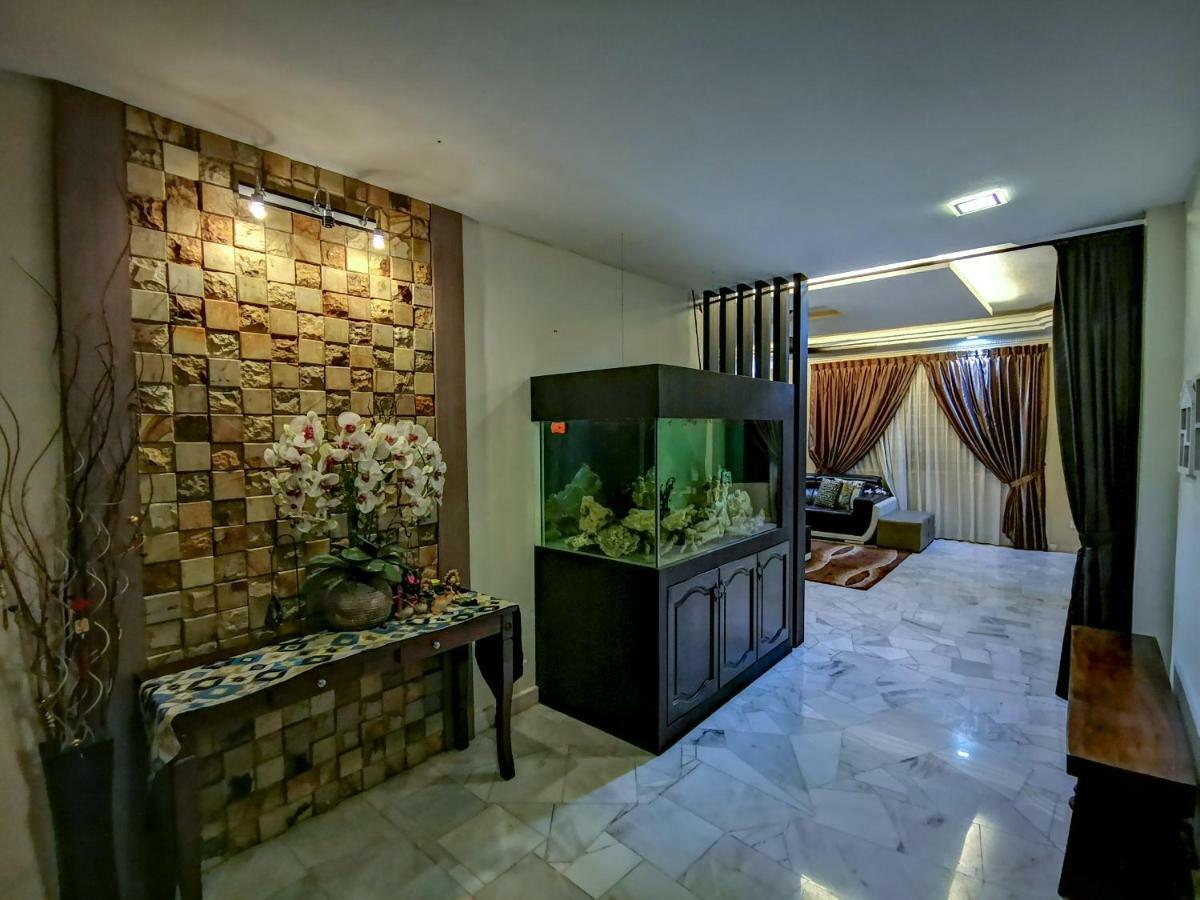 Ria Homestay Johor Bahru Eksteriør billede