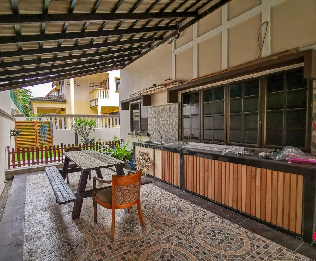 Ria Homestay Johor Bahru Eksteriør billede